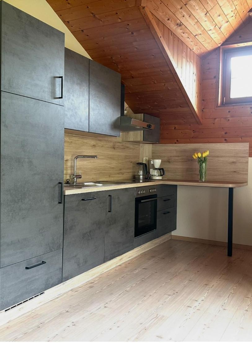 Appartment Lukasser Ainet Eksteriør bilde