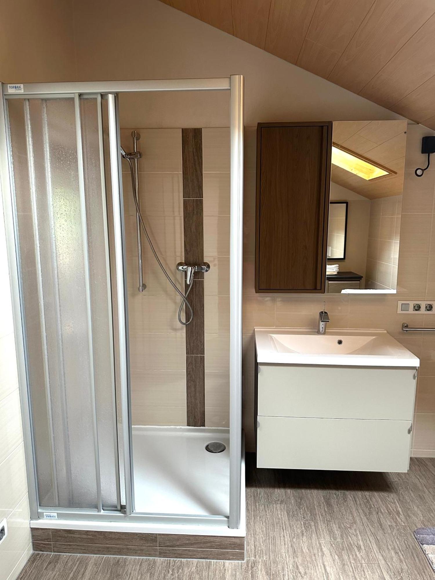 Appartment Lukasser Ainet Eksteriør bilde